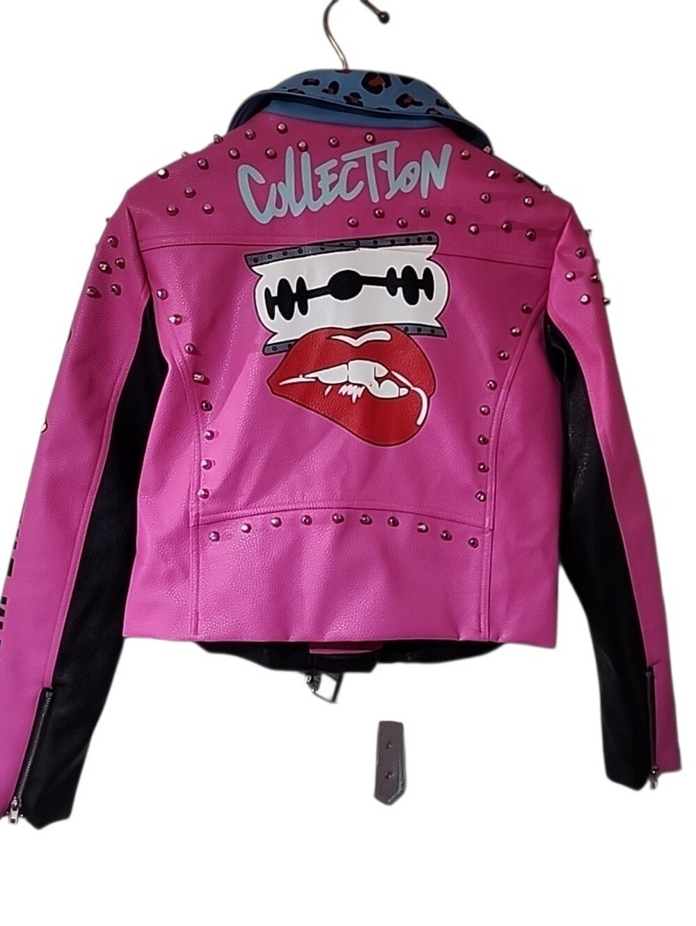 Azalea Wang pink and black faux leather studded graffiti moto jacket. - Picture 5 of 8